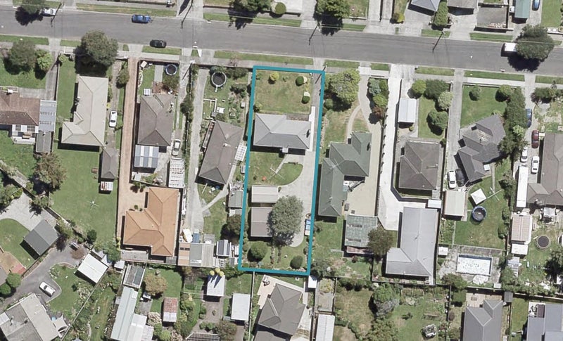 39 Sheridan Crescent, Trentham, Upper Hutt - Carousel 1