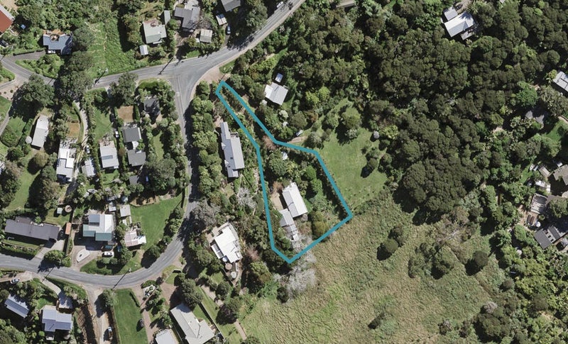 73 Junction Road, Palm Beach, Waiheke Island - Carousel 1