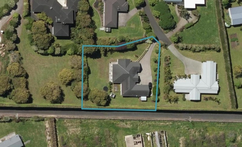 20 Tullamore, Maunu, Whangarei - Carousel 1