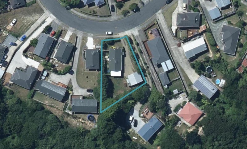 20 Rose Street, Ranui, Porirua - Carousel 1