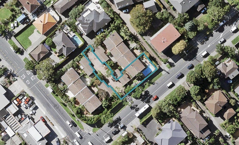 8/211 St Heliers Bay Road, St Heliers, Auckland - Carousel 1