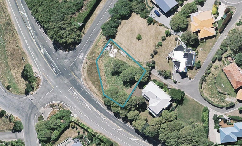 21 Ngaio Grove, Robinsons Bay, Robinsons Bay - Carousel 1
