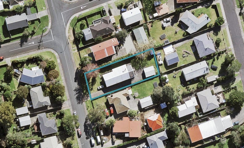 113 Lancaster Road, Beach Haven, Auckland - Carousel 1