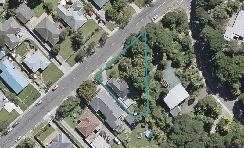1 Pinehaven Road, Pinehaven, Upper Hutt - Carousel 1