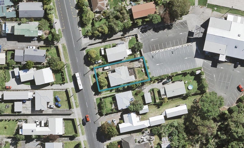 54 Glendale Road, Glen Eden, Auckland - Carousel 1
