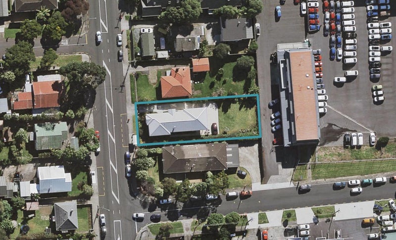 124 Rockfield Road, Penrose, Auckland - Carousel 1