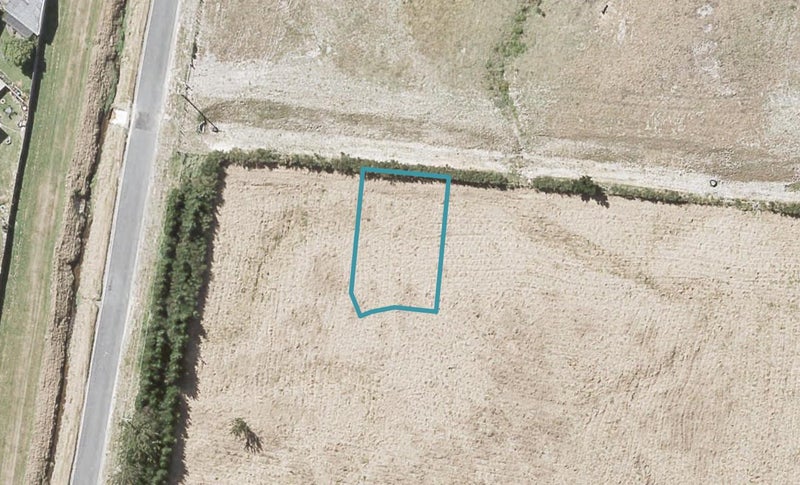 20 Te Ara o Toroa, Wainuiomata, Lower Hutt - Carousel 1