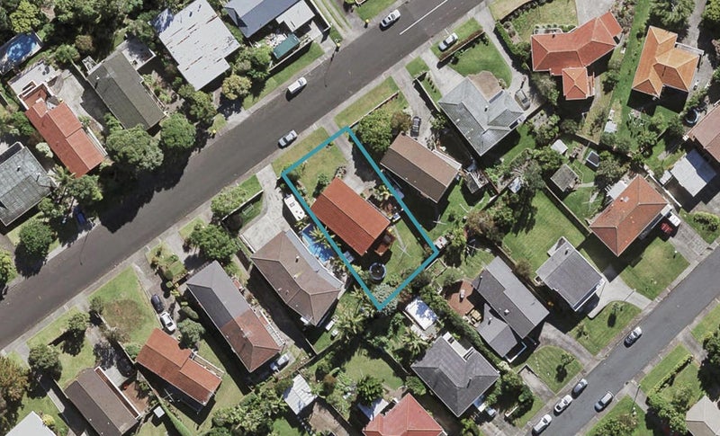 92 Eban Avenue, Hillcrest, Auckland - Carousel 1