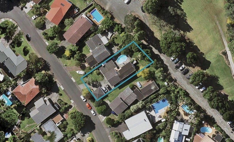 42 Marywil Crescent, Hillcrest, Auckland - Carousel 1