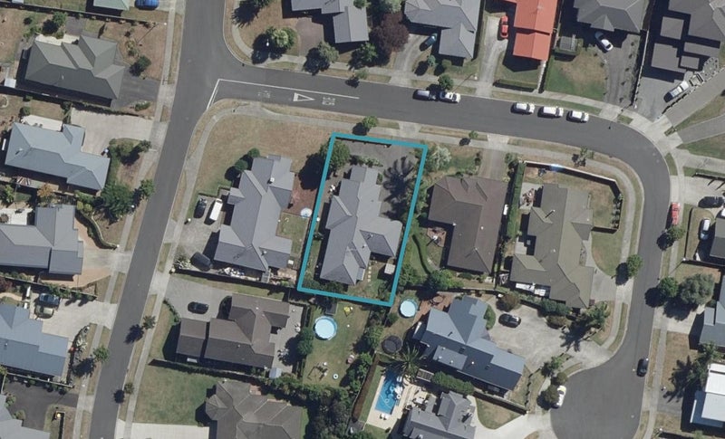 4 Westview Place, Western Heights, Hamilton - Carousel 1