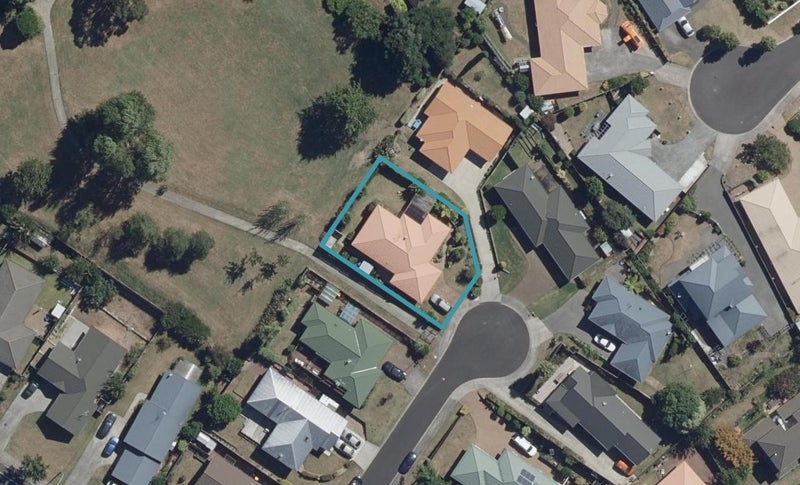 7 Glenside Rise, Grandview Heights, Hamilton - Carousel 1