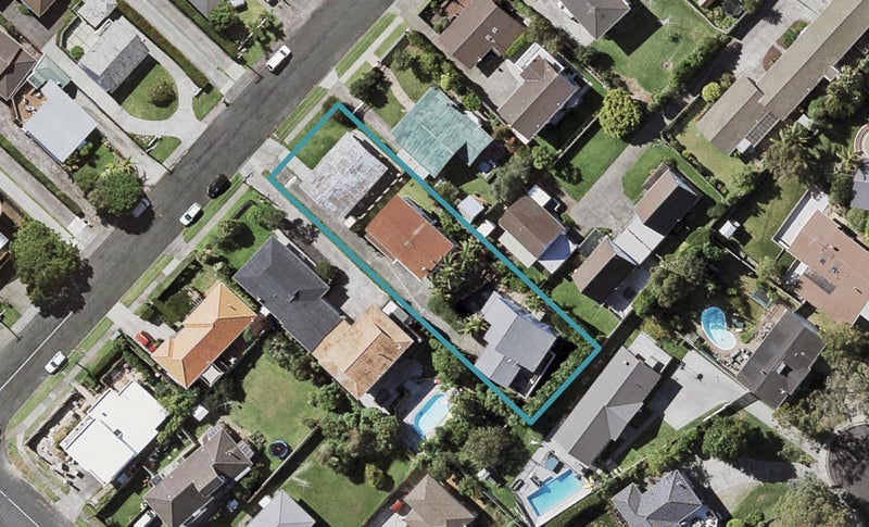 2/16 Stanley Avenue, Milford, Auckland - Carousel 1