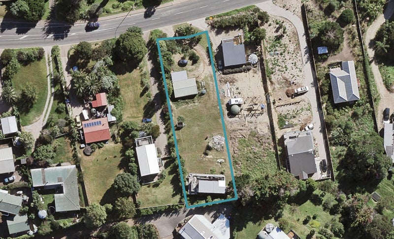 71 Ostend Road, Ostend, Waiheke Island - Carousel 1