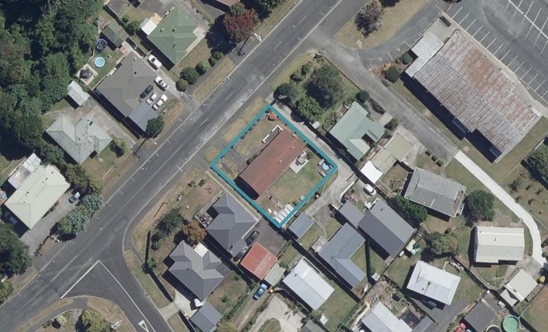 67 Pine Avenue, Melville, Hamilton - Carousel 1