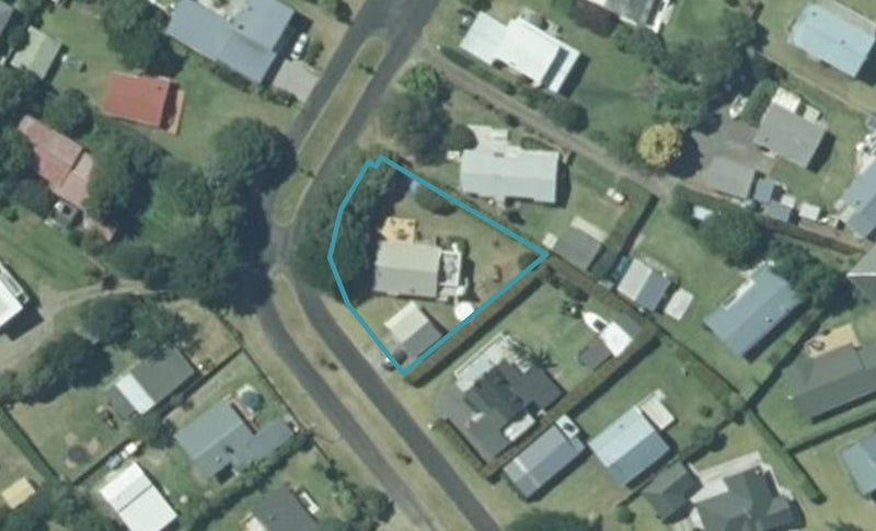 17 Robyn Crescent, Hahei, Whitianga - Carousel 1