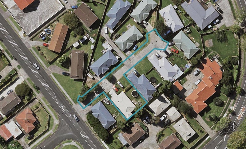 60A Dawson Road, Otara, Auckland - Carousel 1