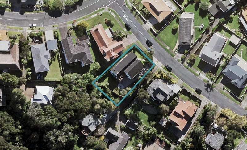 4 Blundell Place, Chatswood, Auckland - Carousel 1