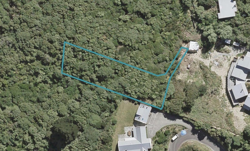 10 Highfield Place, Korokoro, Lower Hutt - Carousel 1