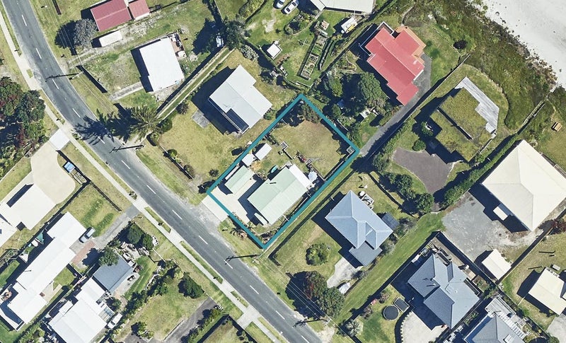 663 Pukehina Parade, Pukehina, Te Puke - Carousel 1