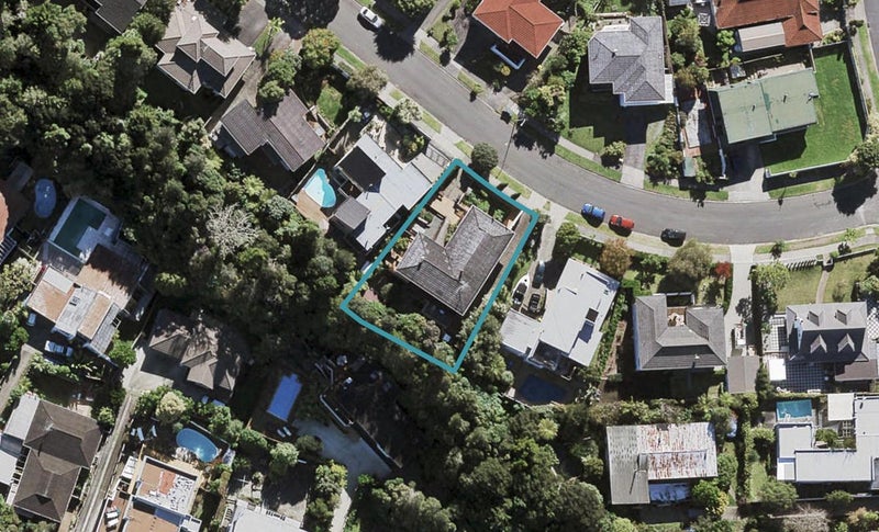 8 Heaton Grove, Chatswood, Auckland - Carousel 1