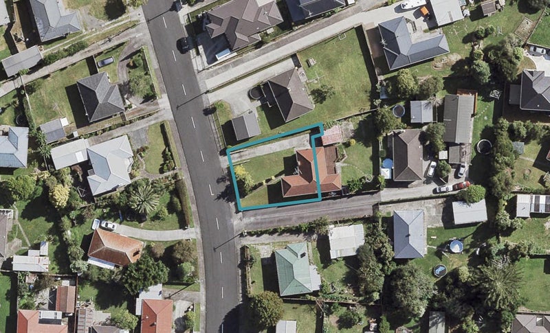 20A Fleming Street, Manurewa East, Auckland - Carousel 1