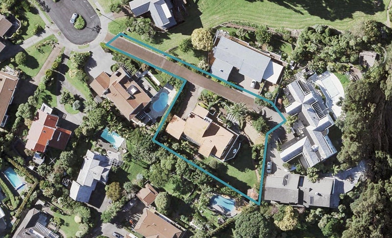 13 Jolyn Place, Cockle Bay, Auckland - Carousel 1
