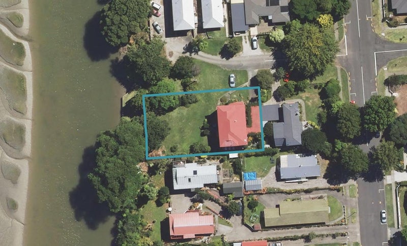 1 MacLean Street, Whataupoko, Gisborne - Carousel 1