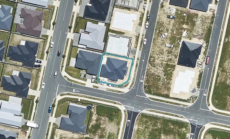 1 Taffe Crescent, Pyes Pa, Tauranga - Carousel 1