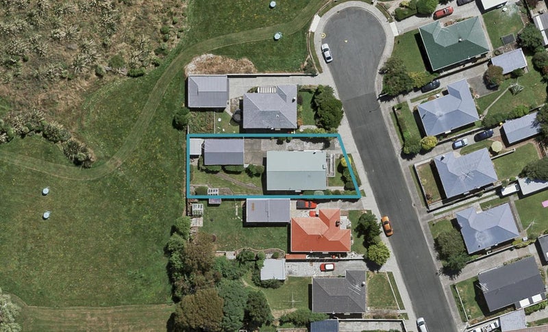 12 Roseburn Place, Hargest, Invercargill - Carousel 1