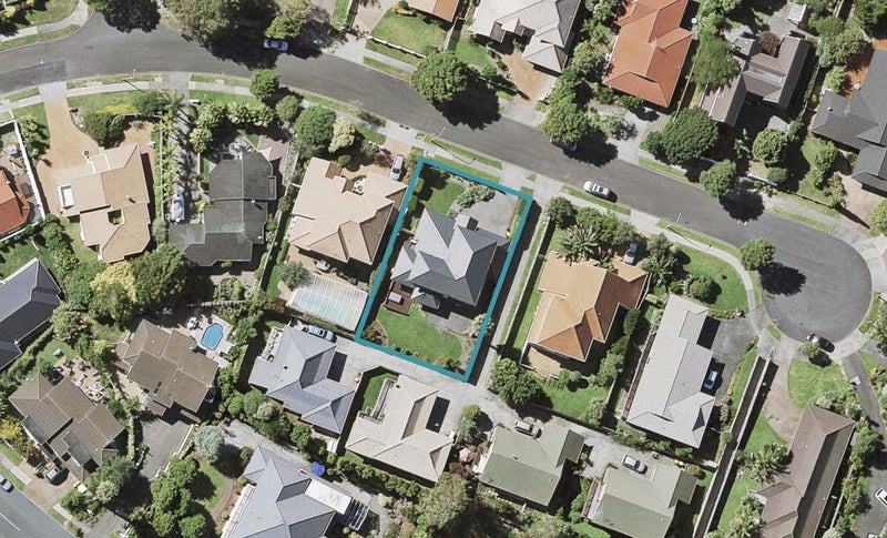 9 Corriedale Place, Somerville, Manukau - Carousel 1