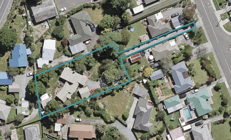 18 Mangaroa Hill Road, Maoribank, Upper Hutt - Carousel 1