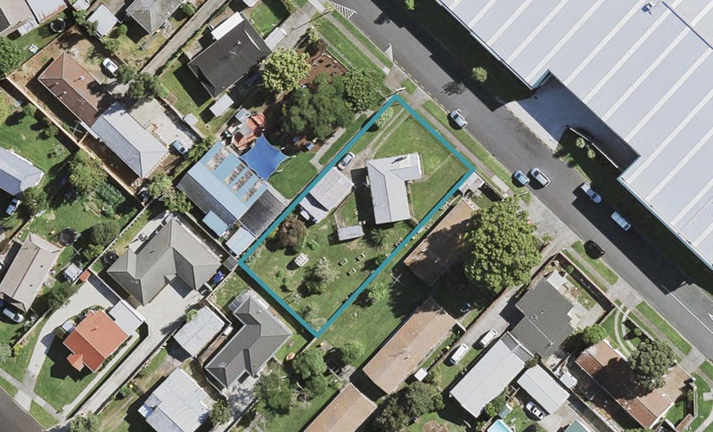 6/18 Waimana Road, Conifer Grove, Takanini - Carousel 1