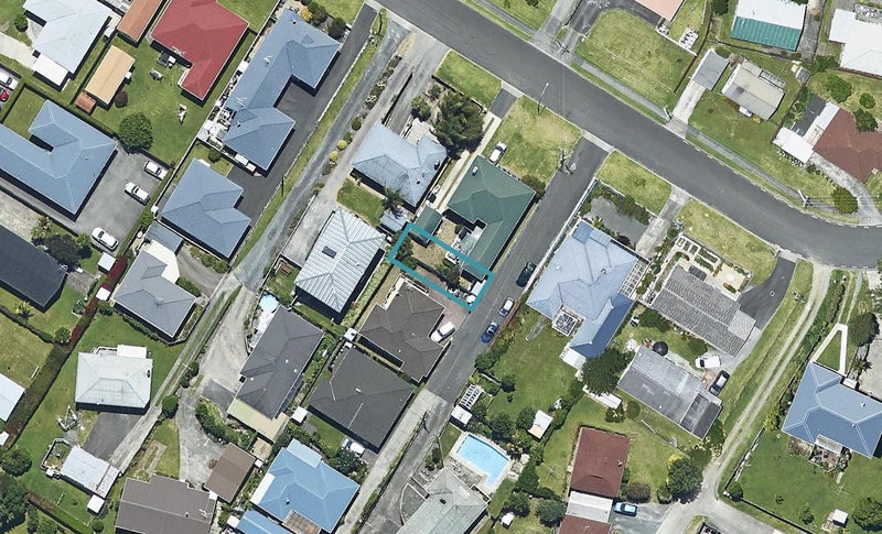 18C Waimapu Street, Greerton, Tauranga - Carousel 1
