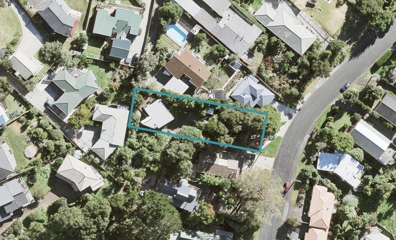 21 Elliston Crescent, Stanmore Bay, Whangaparaoa - Carousel 1