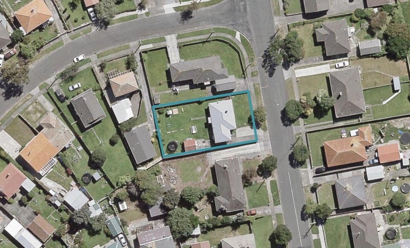 81 Reynolds Street, Taita, Lower Hutt - Carousel 1