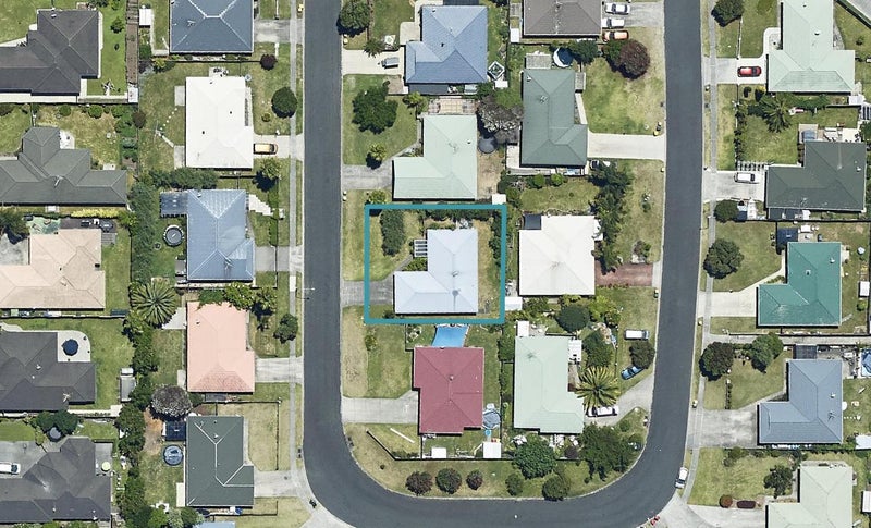 18 Romana Crescent, Papamoa Beach, Papamoa - Carousel 1