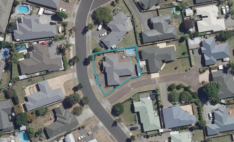 38 Cairns Crescent, Rototuna, Hamilton - Carousel 1