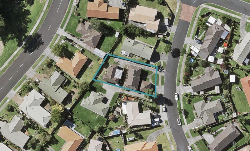 5 Dulwich Place, Burswood, Auckland - Carousel 1
