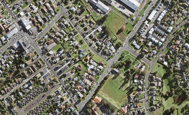 4/2 Marion Avenue, Mount Roskill, Auckland - Carousel 1