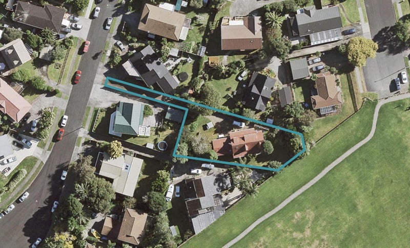 14 Hoylake Place, Wattle Downs, Auckland - Carousel 1