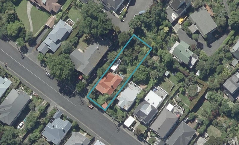 60 Cannington Road, Maori Hill, Dunedin - Carousel 1