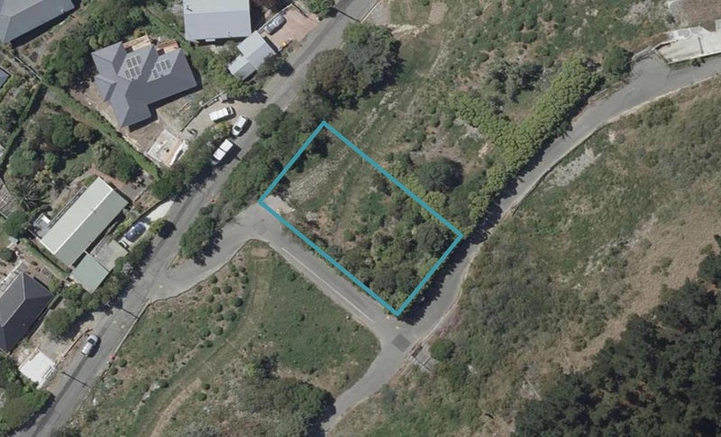 33 Ocean View Terrace, Sumner, Christchurch - Carousel 1