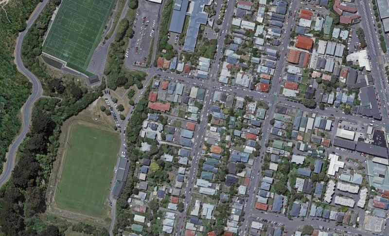 136 Hanson Street, Newtown, Wellington - Carousel 1