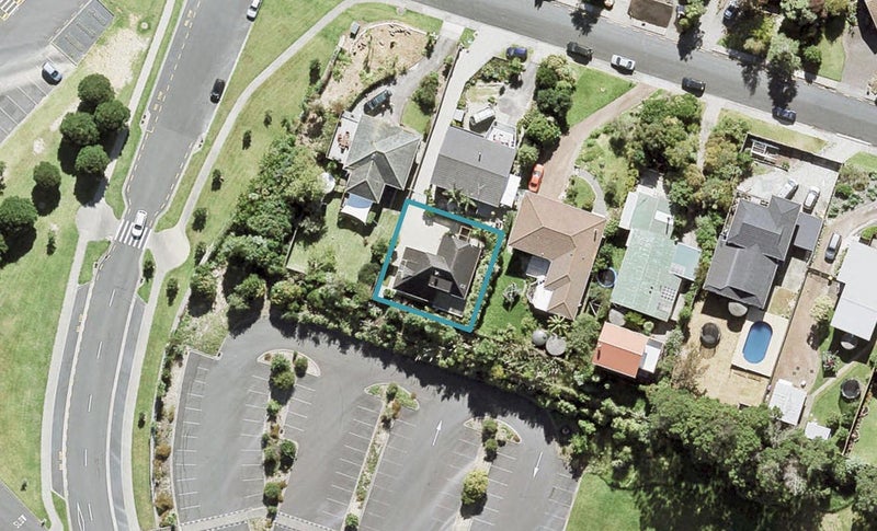 11A Delshaw Avenue, Stanmore Bay, Whangaparaoa - Carousel 1