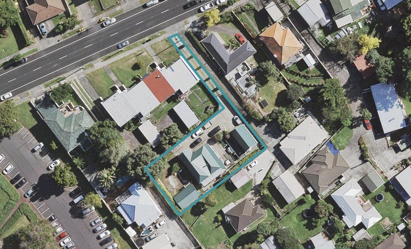 13A Hill Road, Hillpark, Auckland - Carousel 1