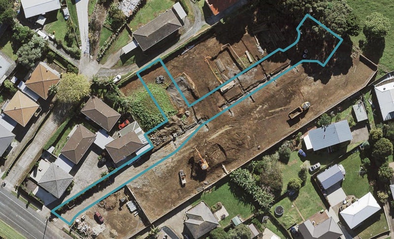 6 Tahetoka Lane, Mangere Bridge, Auckland - Carousel 1