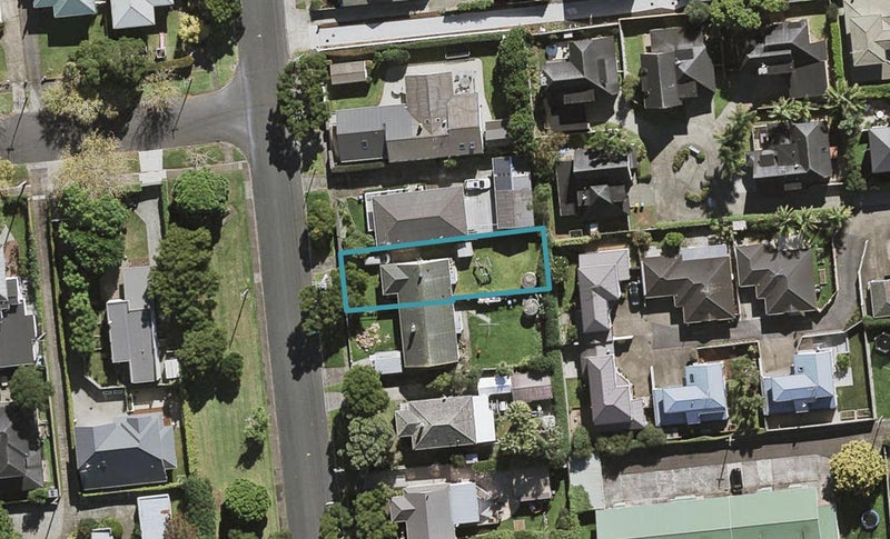 27 Moana Avenue, Onehunga, Auckland - Carousel 1