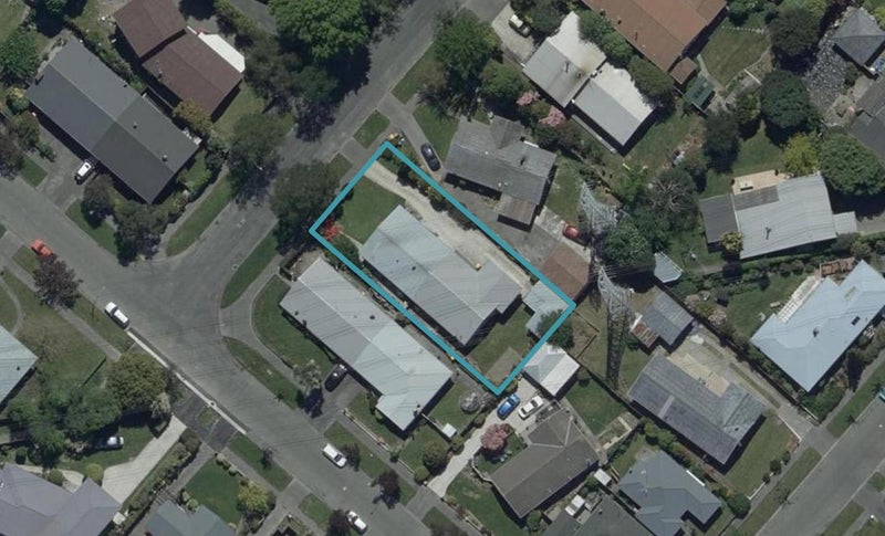 2/4 Hartford Street, Burnside, Christchurch - Carousel 1
