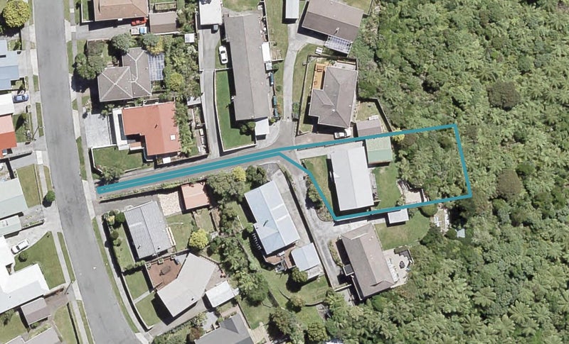 23 Mossburn Grove, Kelson, Lower Hutt - Carousel 1