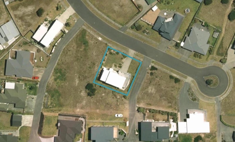 24 Kihi Place, Ruakaka - Carousel 1